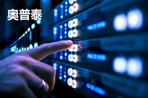 奧普泰